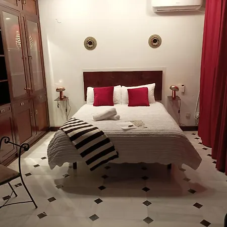 San Basilio's Red House Bed and breakfast *